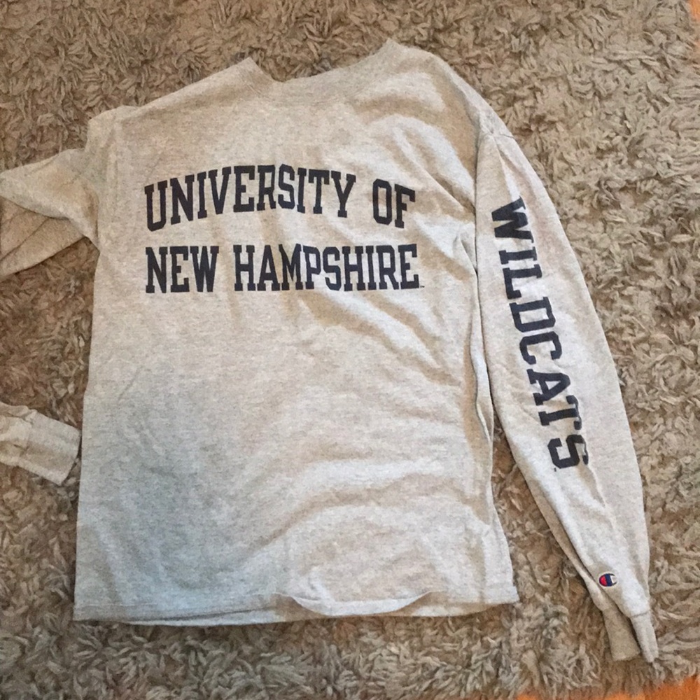 UNH long sleeve T-shirt